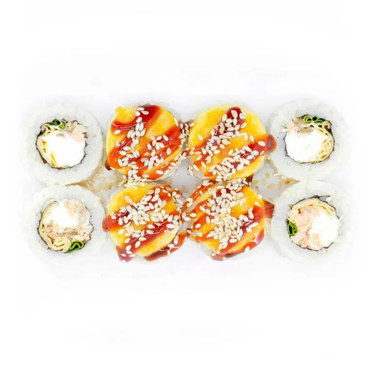 Запеченный ролл с Тамаго и лососем терияки