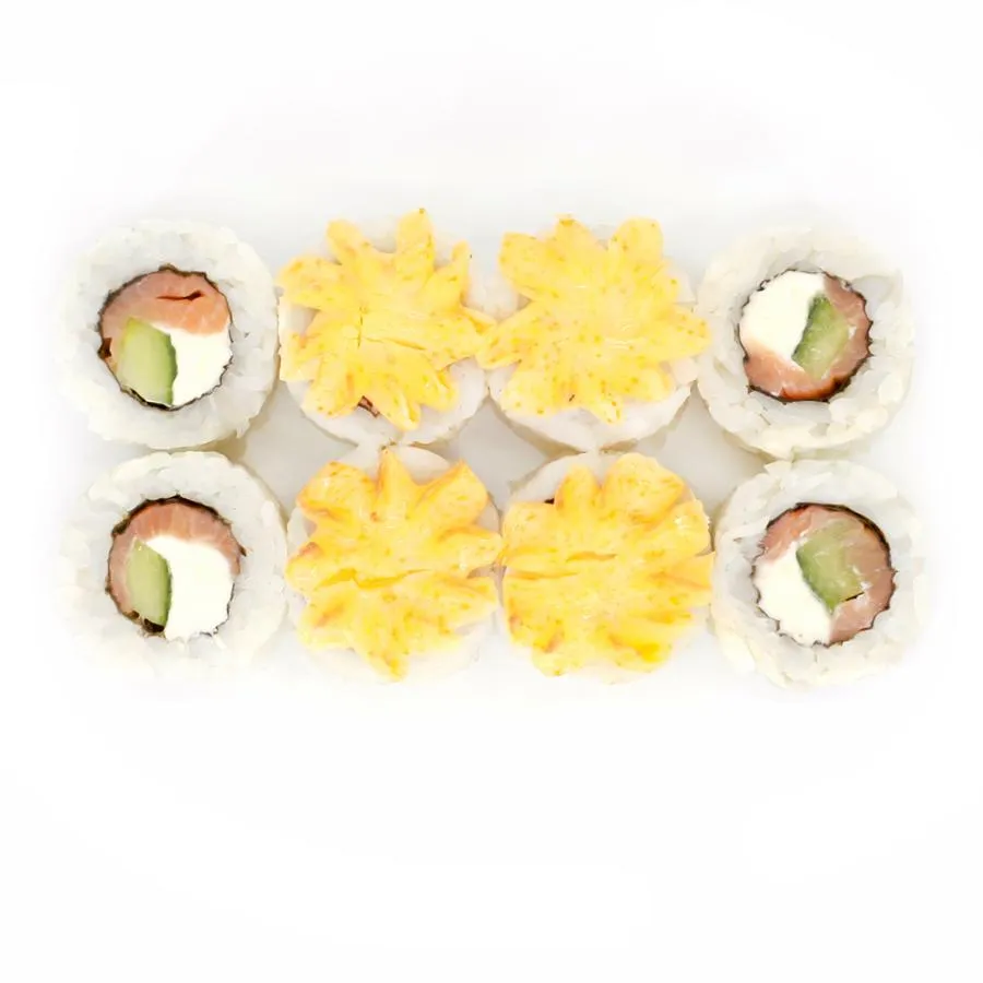 Запеченный ролл Лава с лососем